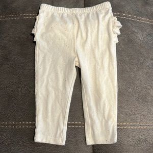 Cat & Jack baby girl white wi/ gold sparkle ruffled leggings size 6-9mo.